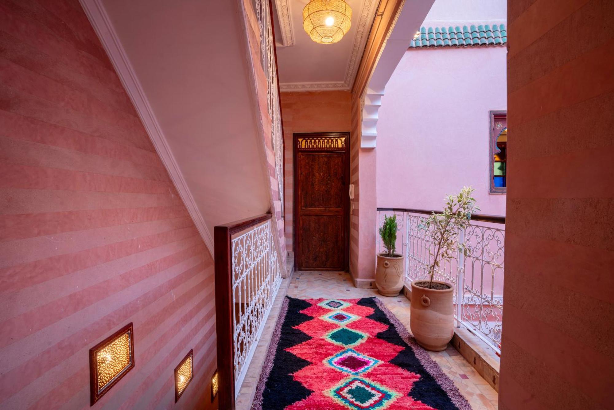Riad Le Graff Pink Маракеш Екстериор снимка