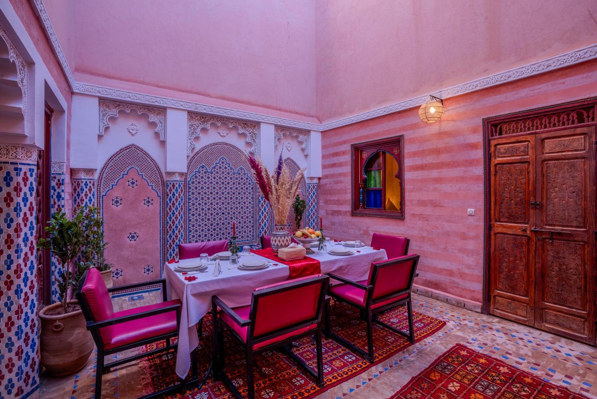 Riad Le Graff Pink Маракеш Екстериор снимка