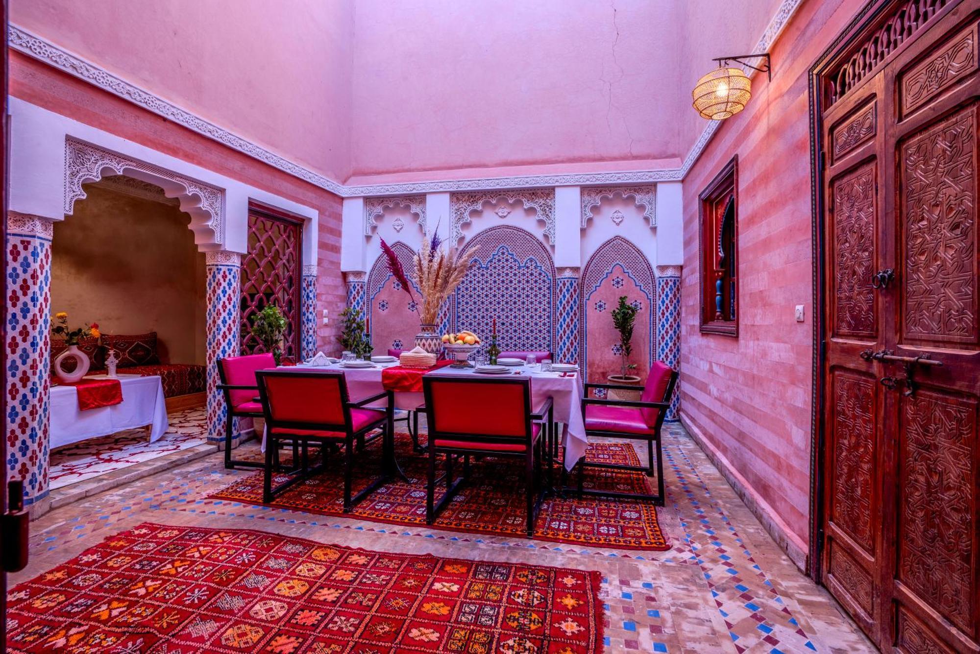 Riad Le Graff Pink Маракеш Екстериор снимка