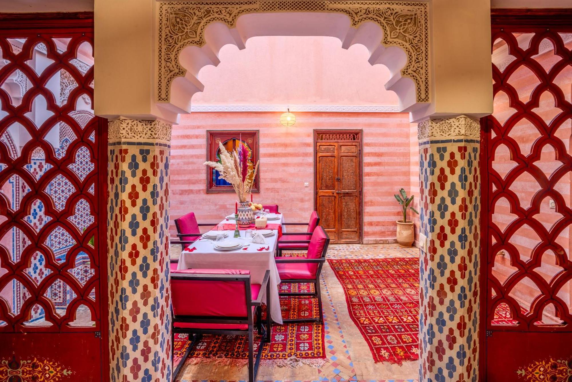 Riad Le Graff Pink Маракеш Екстериор снимка