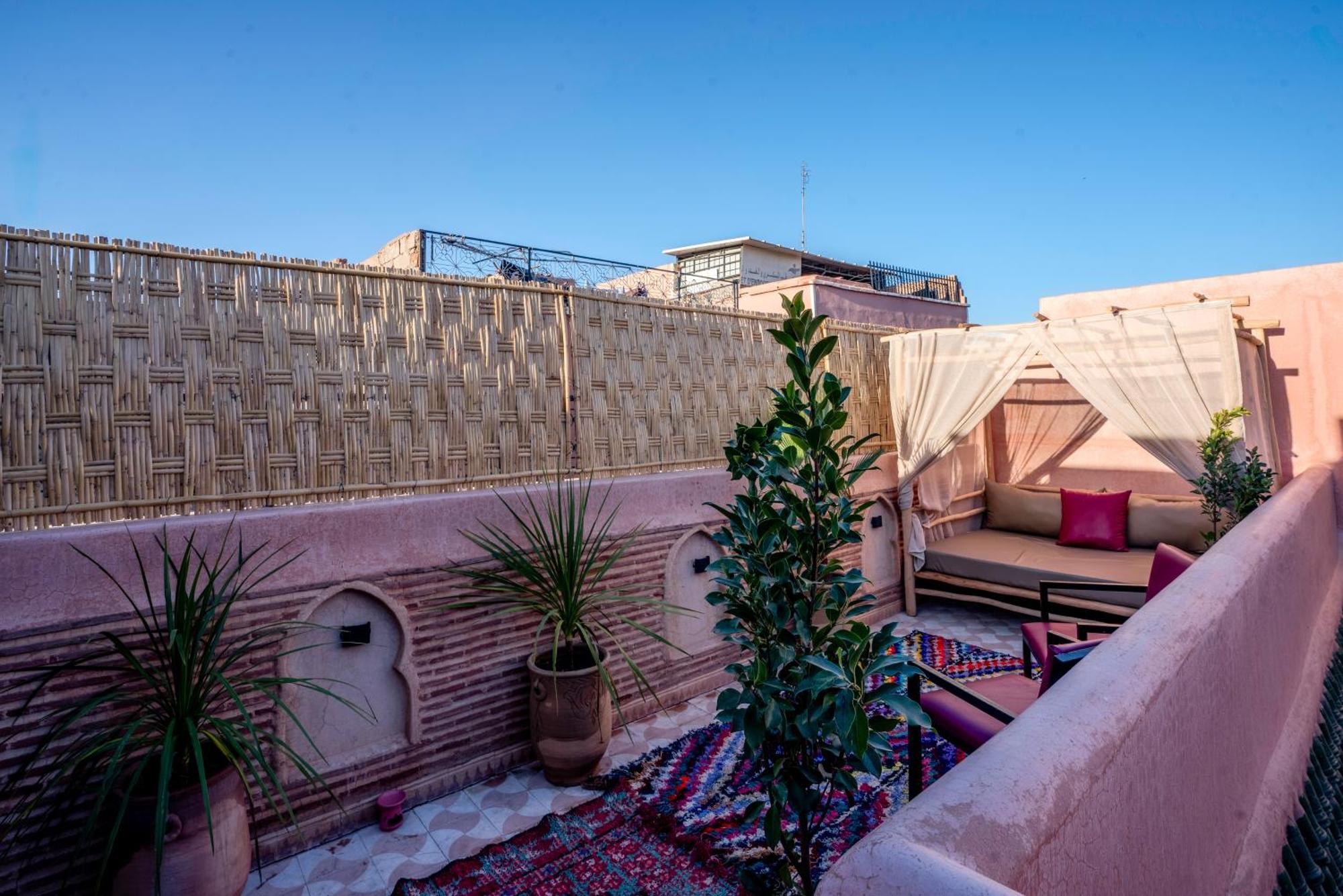 Riad Le Graff Pink Маракеш Екстериор снимка